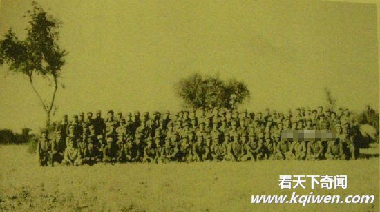 旧照实拍暴露日本士兵被俘后的丑态(组图)